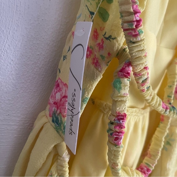 NWT yellow Floral Maxi Dress with Spaghetti Straps speechless size large tiered - Picture 5 of 11